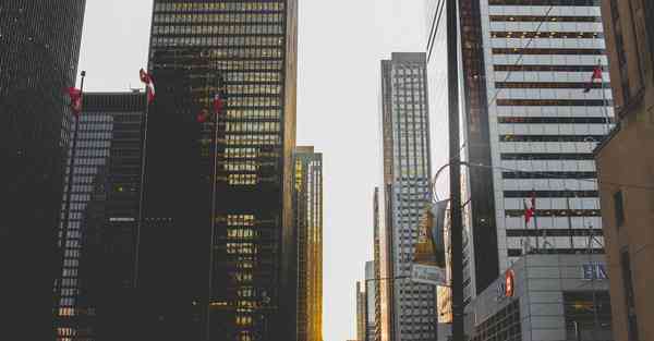 人形智能机器人按摩，机器人按摩减肥有效果吗