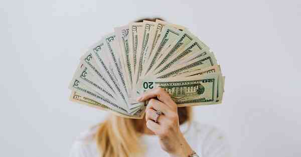 人形智能机器人按摩，机器人按摩减肥有效果吗