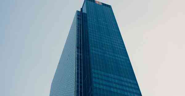 家庭智能机器人开灯，家庭智能机器人开灯不亮