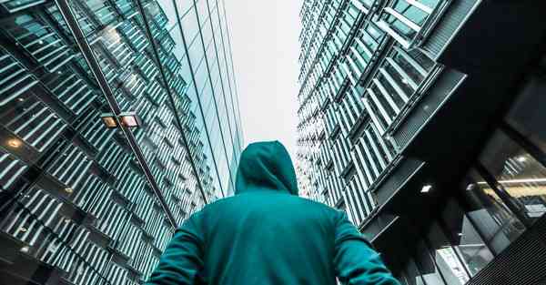 联通智能陪伴机器人：引领人工智能新潮流