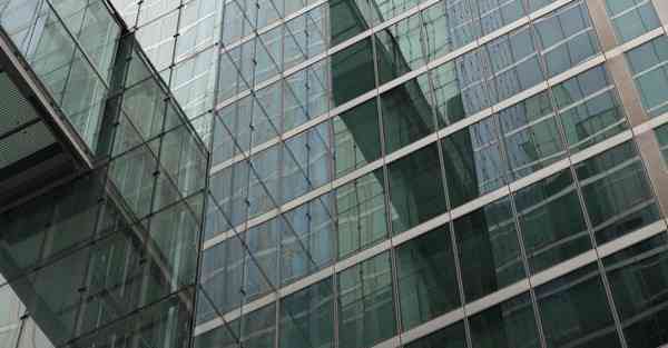 家庭智能机器人开灯，家庭智能机器人开灯不亮