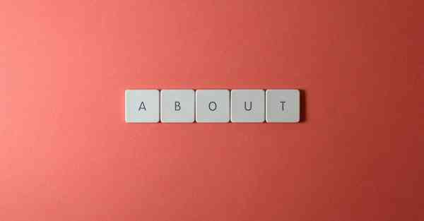 人工智能机器人和人谈恋爱