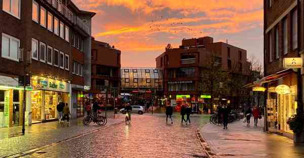 智能机器人蛋仔店：拥抱未来的独特体验