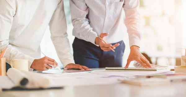 智能移动机器人走迷宫