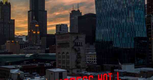 家庭智能机器人开灯，家庭智能机器人开灯不亮