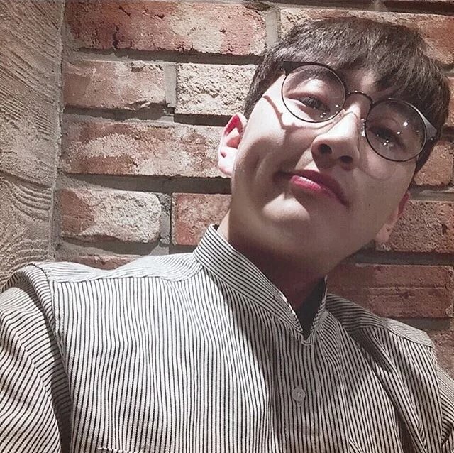 吴朗楠骅