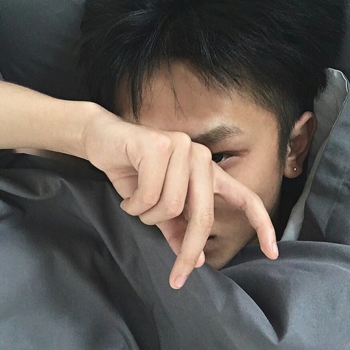 戚莺思妍